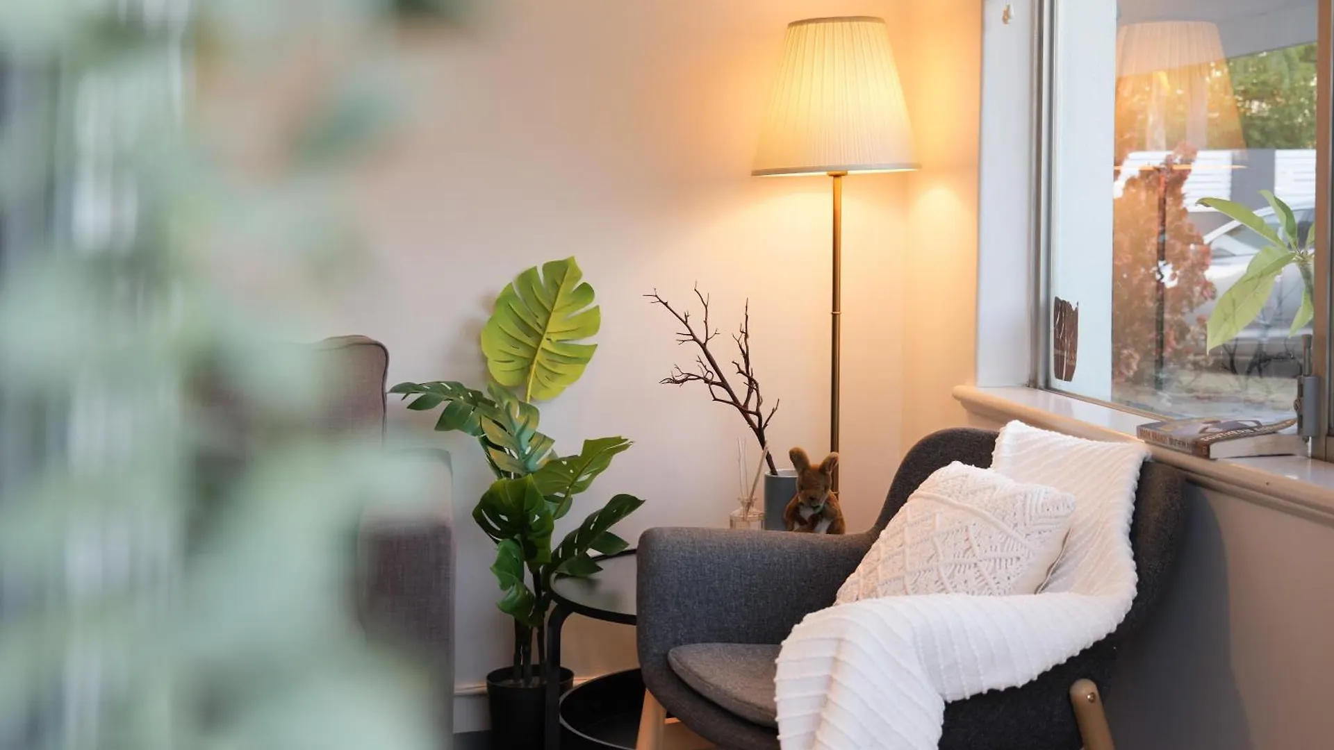 2B Cozy House Near The Airport Villa Perth Feriehus
